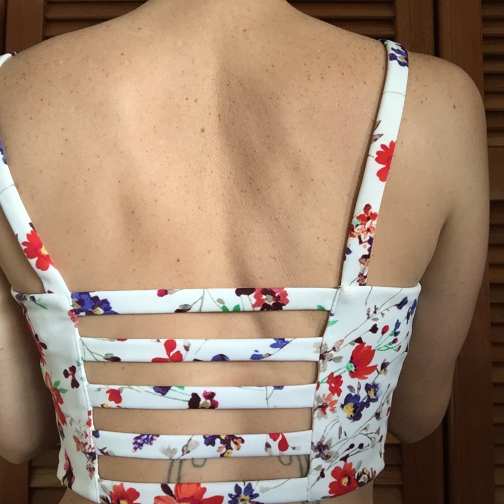 Flower Crop tank top